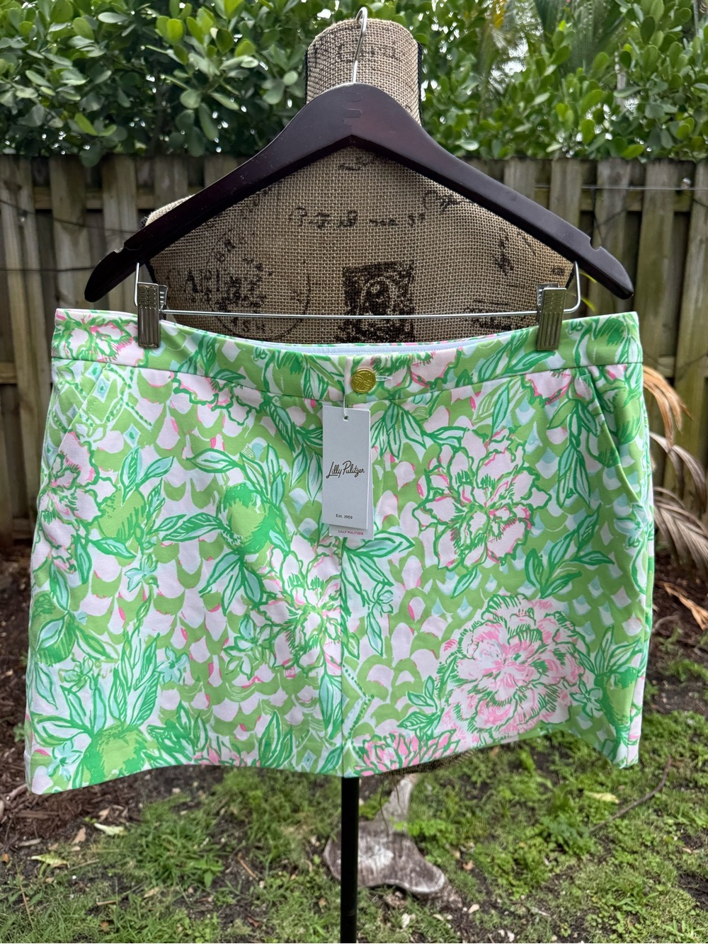 Lilly Pulitzer Skort size 12 NWT